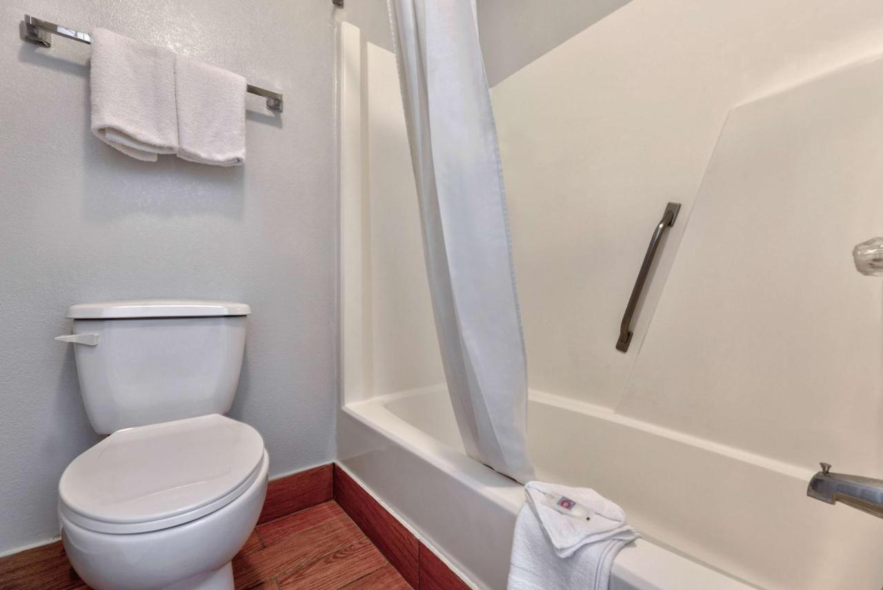 Motel 6-Cookeville, Tn Bagian luar foto