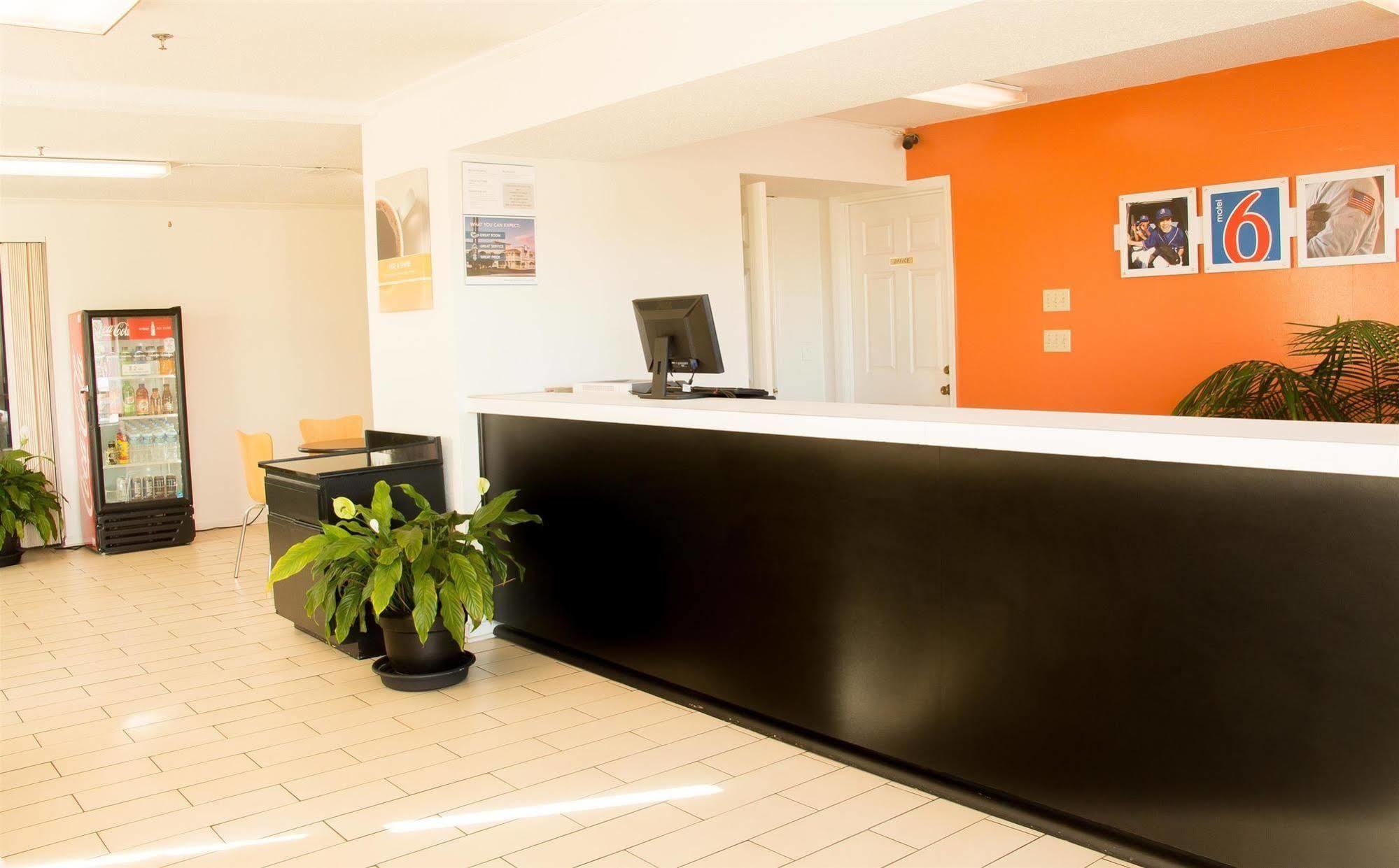 Motel 6-Cookeville, Tn Bagian luar foto