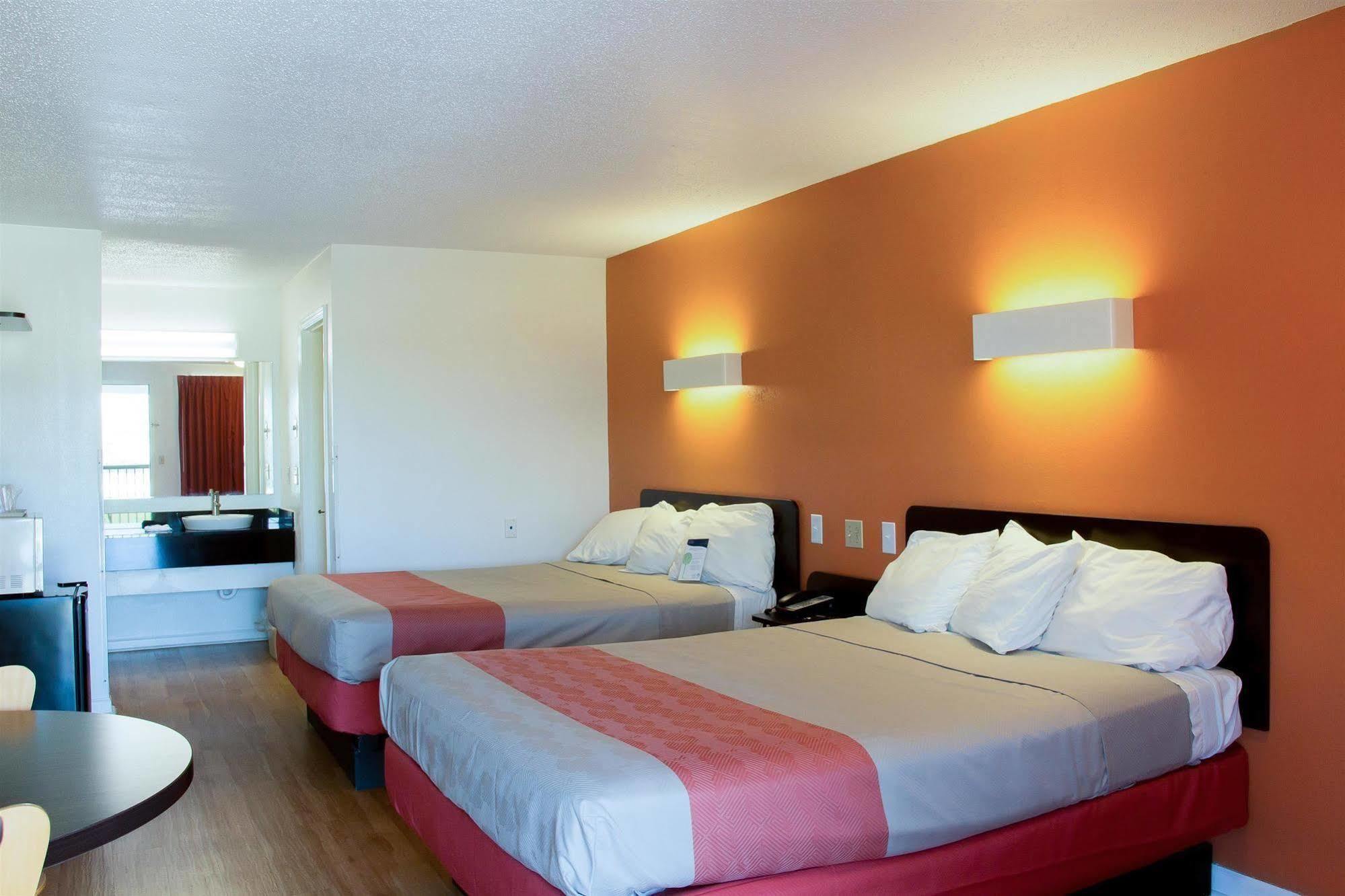Motel 6-Cookeville, Tn Bagian luar foto