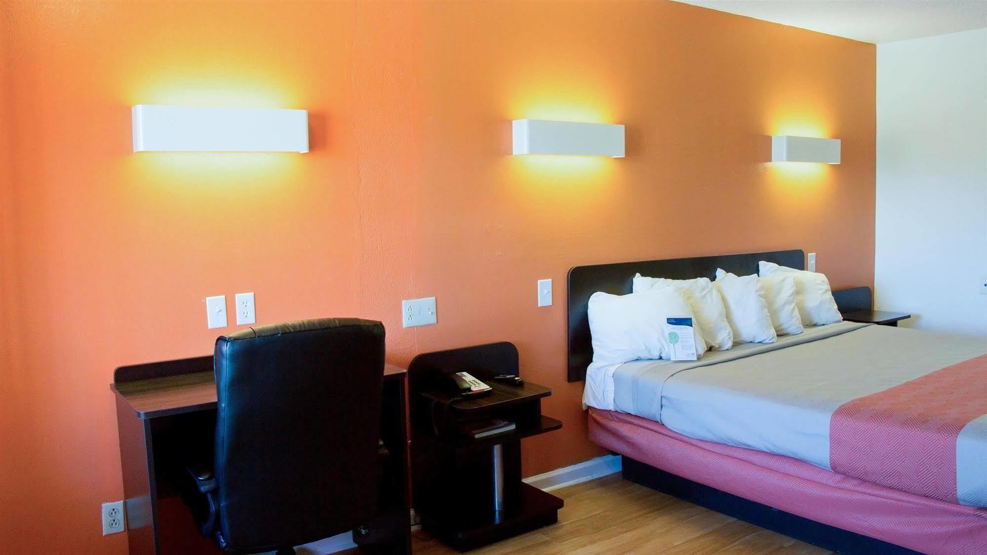 Motel 6-Cookeville, Tn Bagian luar foto